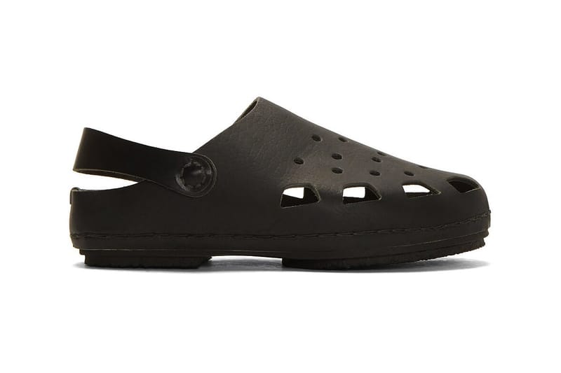 Hender Scheme Luxe Leather Black Crocs | Hypebae
