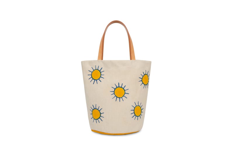 Tote bags best sale under 300