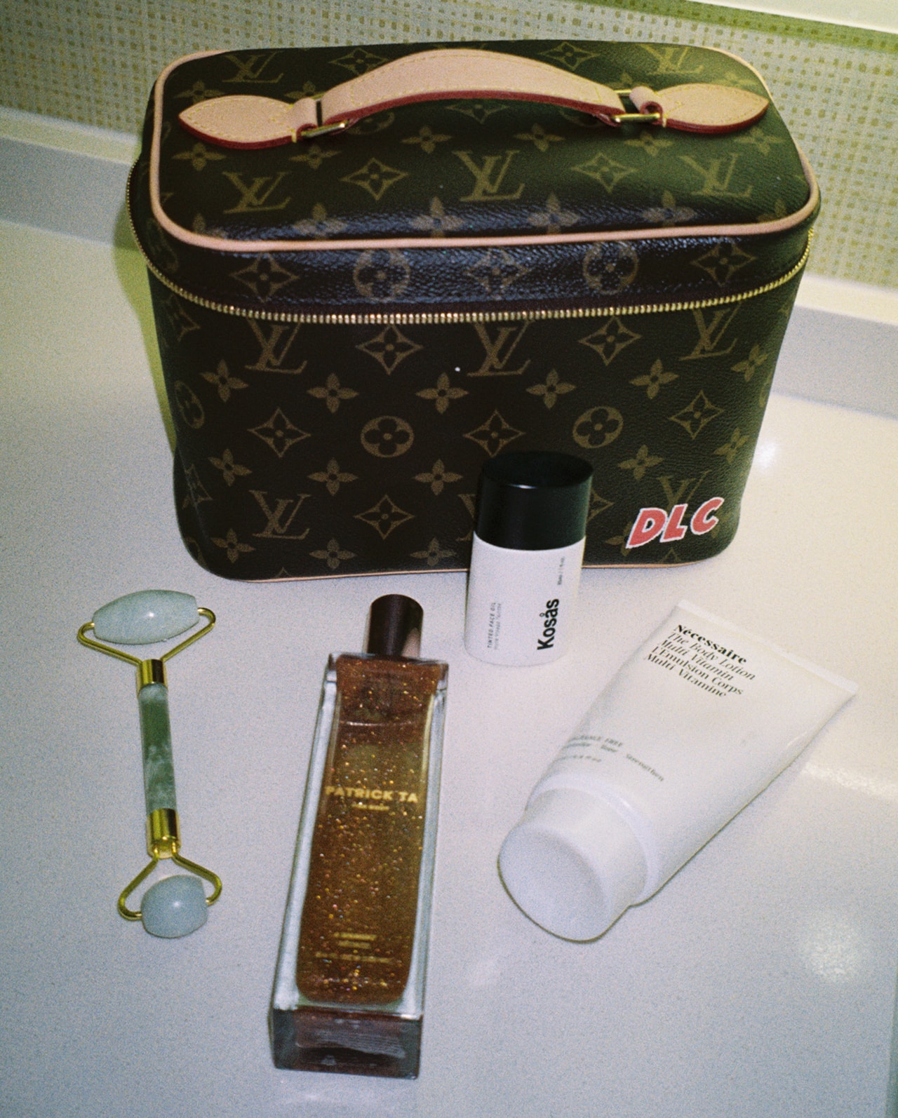 Amazon.com Nike Kid's Phantom Vision Academy Turf