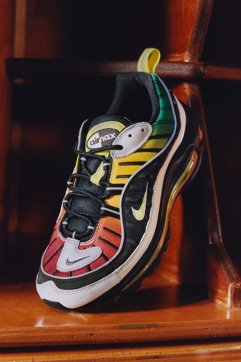 新品タグ付 NIKE AIR コラボドレス オレンジ XL Olivia Kim Nike x Olivia Kim 