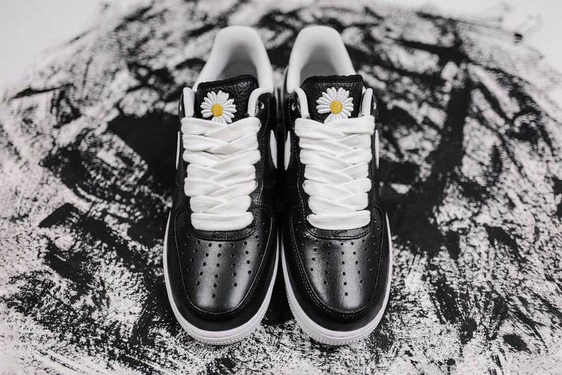 G-Dragon's PEACEMINUSONE x Nike Air Force 1 07 | Hypebae