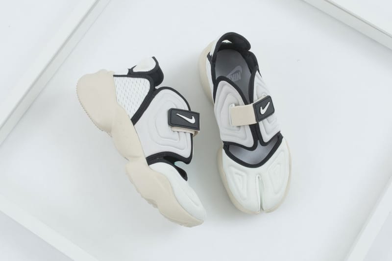 完売品　NIKE W AQUA RIFT SUMMIT WHITE nike-air-aqua-rift-summit-
