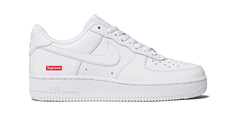 Supreme × Nike エア フォース 1 ロー ホワイト A First Look at Supreme's Nike Air Force 1 Low | Hypebae