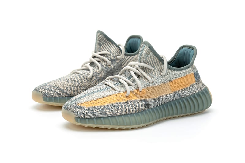 adidas YEEZY BOOST 350 V2 adidas YEEZY BOOST 350 V2