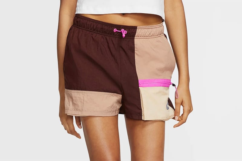 women's nike sportswear icon clash color block short