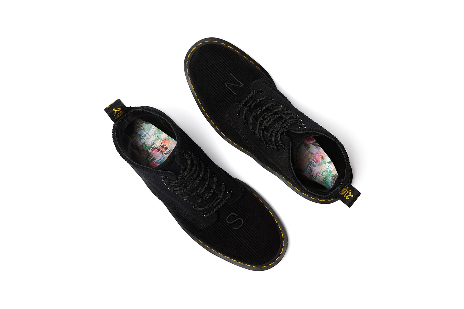 dr martens 3889