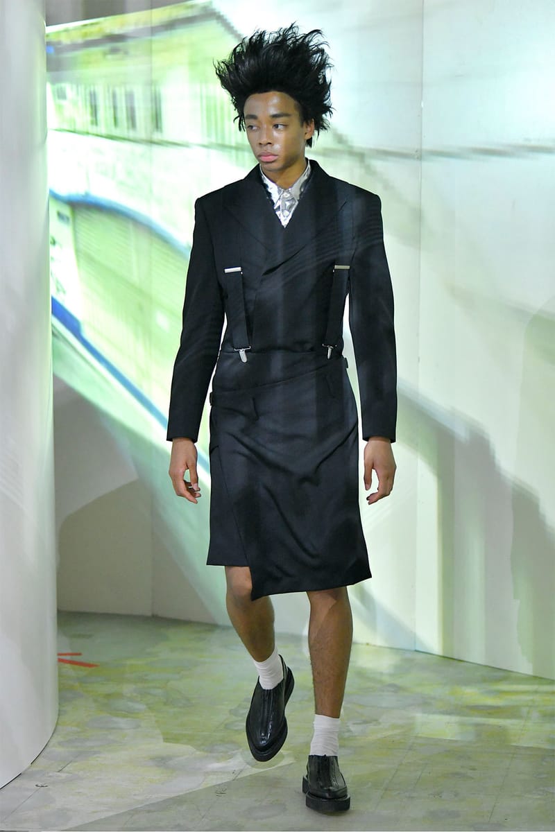 スーツ COMME des GARCONS HOMME PLUS 1990 A/W コレクション：1990 A/W COMME des GARCONS HOMME PLUS