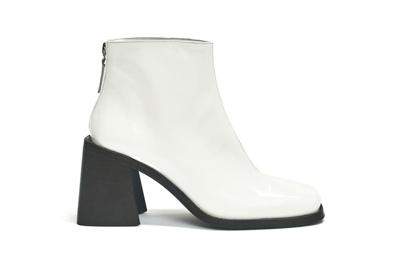 【関税込み】Justine Clenquet ホワイト Lucy ブーツ Justine Clenquet Footwear FW20 Collection Drop | Hypebae