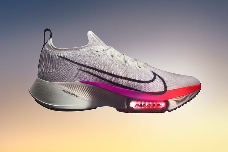 【極美品】 NIKE ZOOM TEMPO NEXT% 東京五輪カラー 24cm Nike Announces Air Zoom Tempo NEXT% Release Date | Hypebae