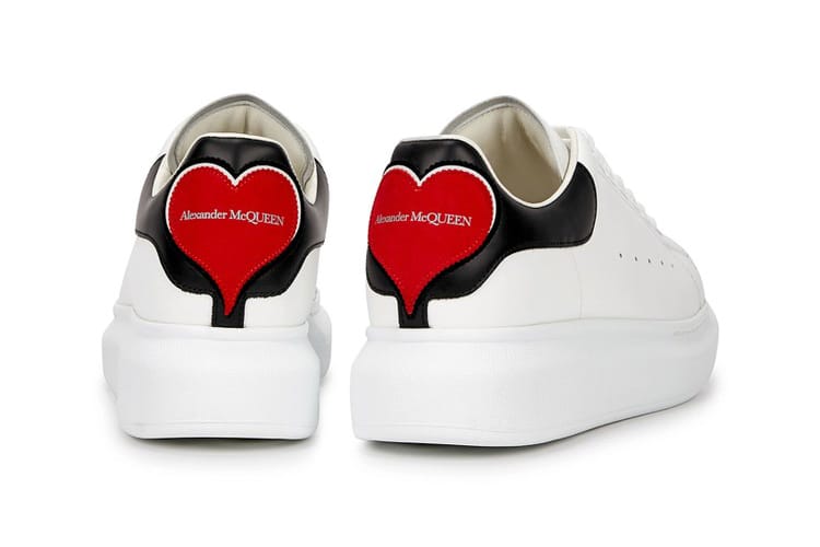 Alexander McQueen スニーカー ハートモチーフ Alexander McQueen Releases Heart Larry Sneakers | Hypebae
