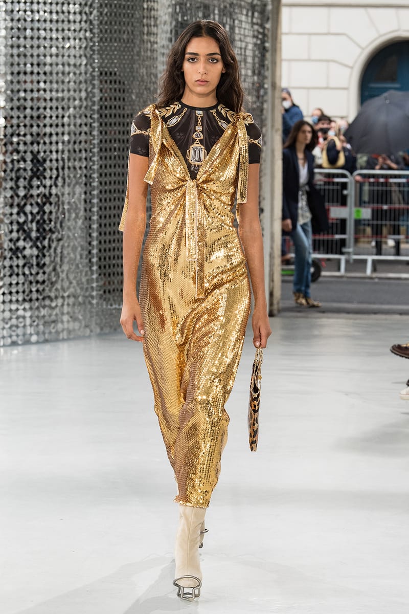 paco rabanne セットアップ The Master's Voice Carries On: Paco Rabanne Fall/Winter 2023 RTW