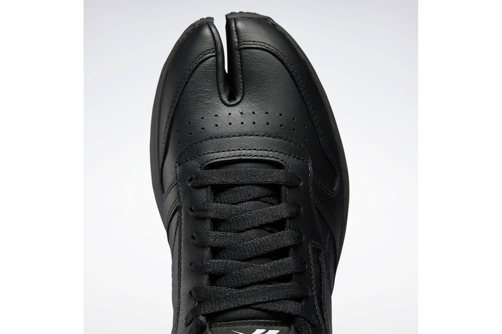 maison margiela reebok buy