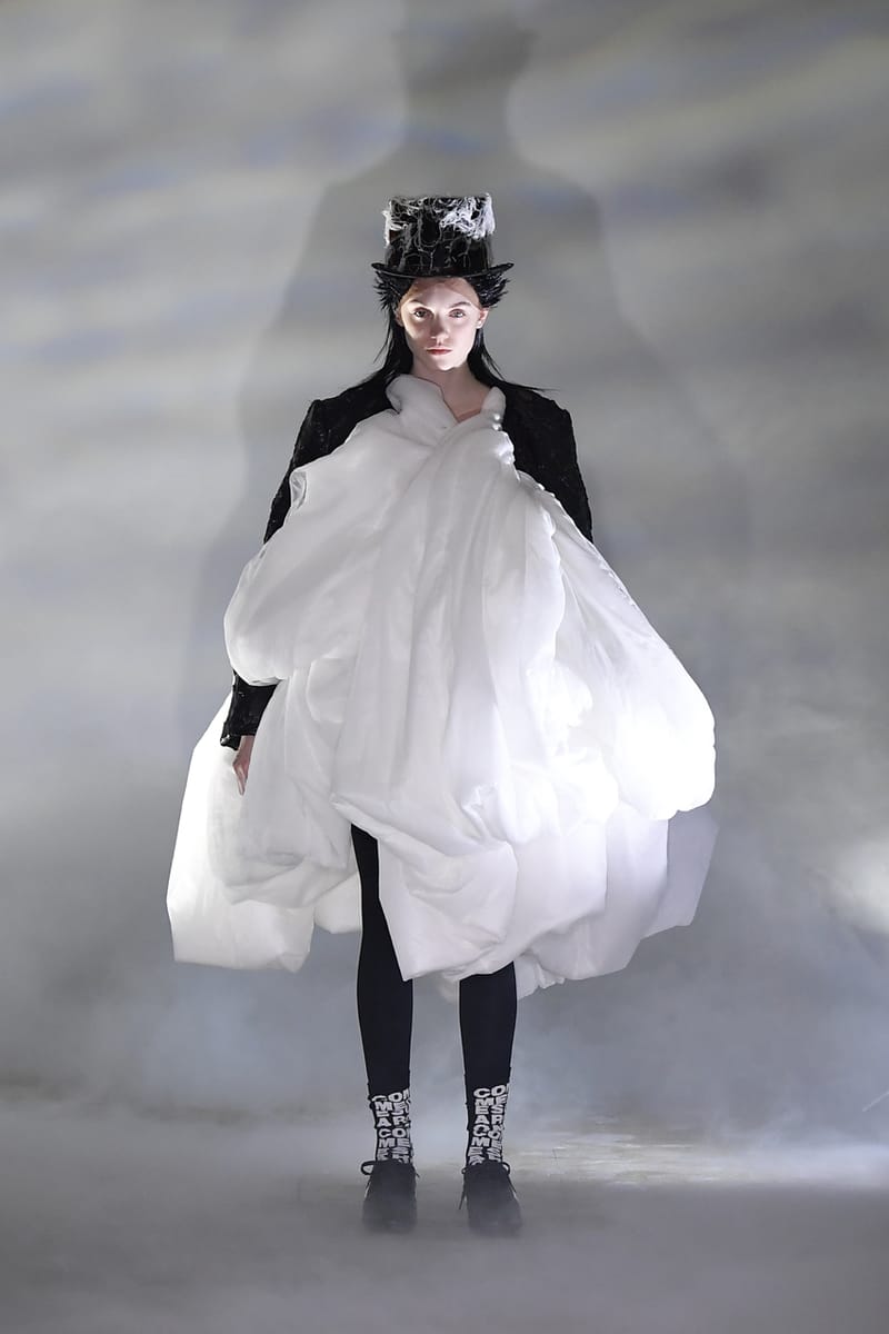 COMME des GARÇONS FW21 Collection Runway | Hypebae