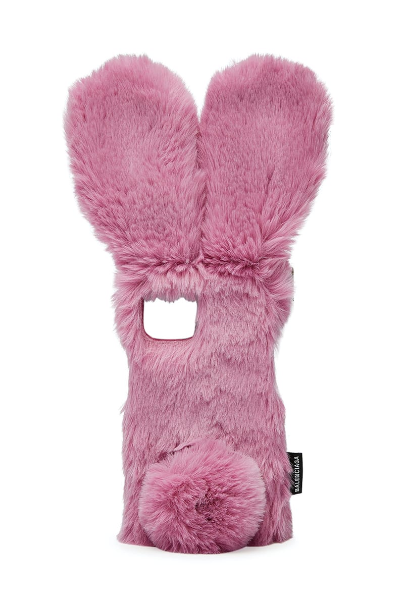未使用級✨ BALENCIAGA AirPods ケース うさぎモチーフ ピンク Balenciaga Pink Bunny iPhone & AirPods Cases Drop | Hypebae