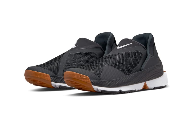Nike Go FlyEase “Black Gum” Nike GO FlyEase 