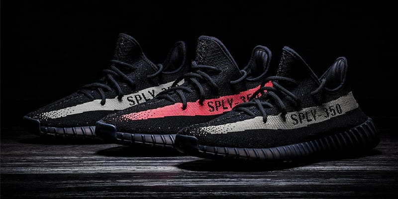 YEEZY BOOST 350 V2 