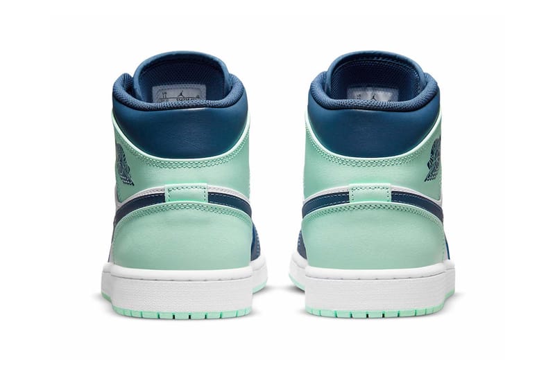 Air Jordan 1 Mid 