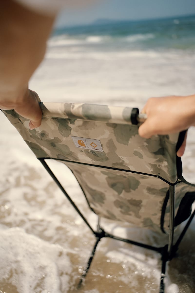 carhartt &Helinoxコラボのアウトドアチェア Helinox x Carhartt WIP Spring/Summer 2022 Collab | Hypebae