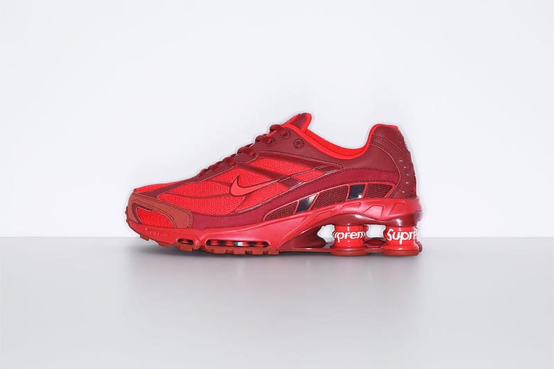 Red nike 2024 shox deliver