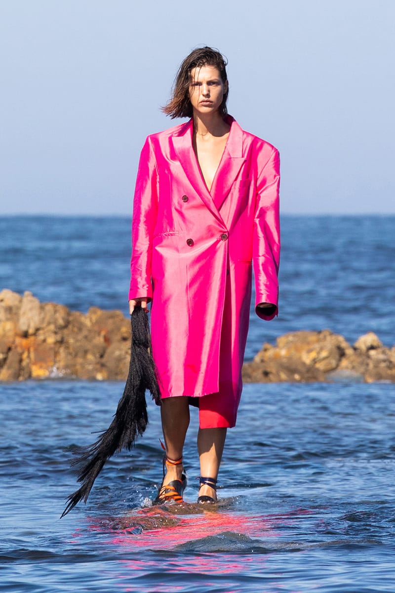 MARQUES   ALMEIDA チュニック MARQUES 'ALMEIDA Presents Digital FW22 Runway | Hypebae