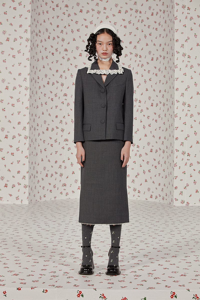SHUSHU/TONG Drops Gothic Girly FW22 Collection | Hypebae SHUSHU/TONG Drops Gothic Girly FW22 Collection | Hypebae