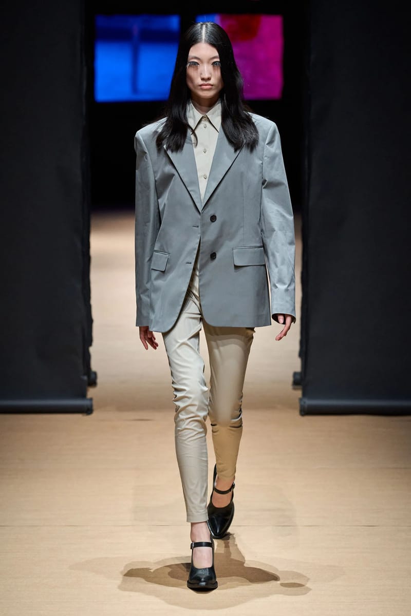 Prada SS23: Extra-Heavy Falsies, Slits, Skinny Pants | Hypebae