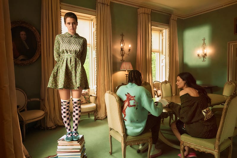 maison kitsune × OLY コラボ ブラウス For Maison Kitsuné, Olympia Le-Tan Does Preppy-by-way-of-Paris | Vogue