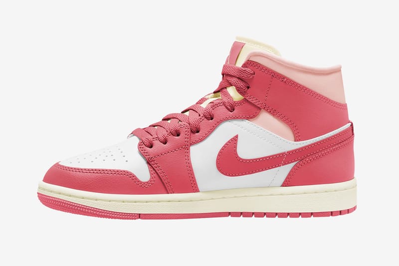 ナイキ　エアジョーダン1 mid Strawberries and cream Air Jordan 1 Mid Strawberries and Cream Release | Hypebae