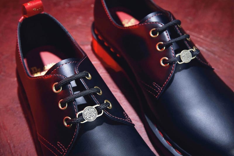 靴 dr.martens YEAR OF THE RABBIT 2023 28cm Dr. Martens Lunar New Year 1460 and 1461 Boots | Hypebae