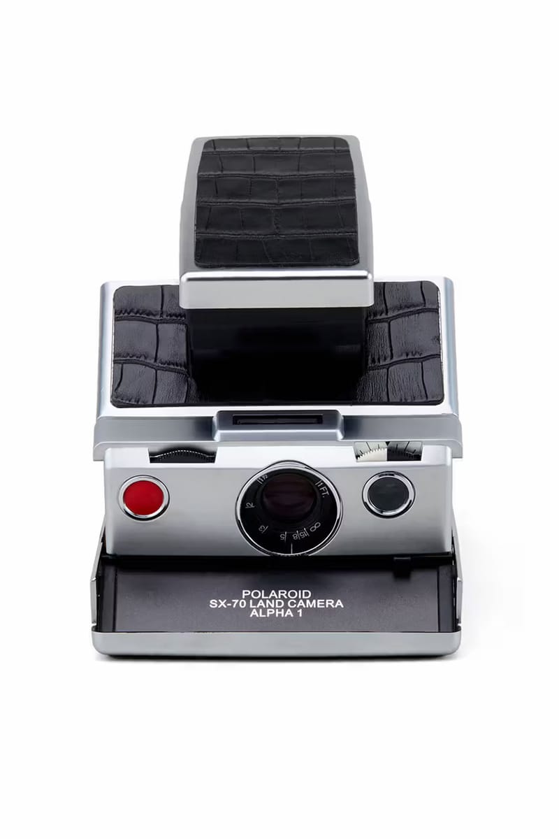 フィルムカメラ NEIGHBORHOOD X POLAROID SX-70 NEIGHBORHOOD Reimagines Polaroid's SX-70 Alpha | Hypebae