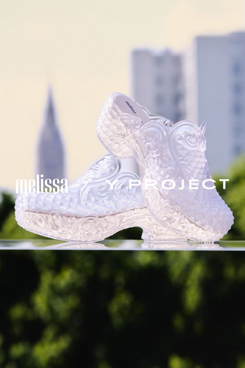 靴 y/project melissa Melissa x Y/Project Unveil FW21 Collaboration | Hypebae