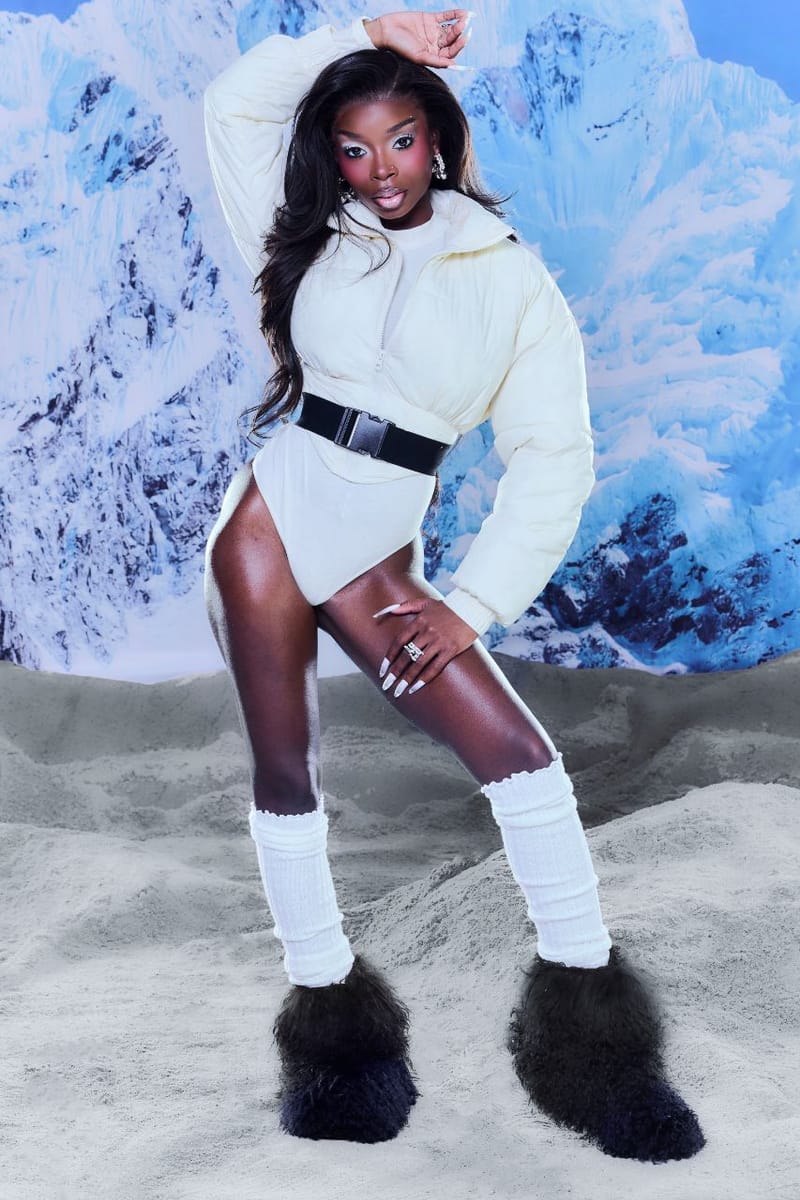【real君 macra着用】 UGG セットアップ Olandria Fronts UGG Fluff Momma Boot Campaign | Hypebae