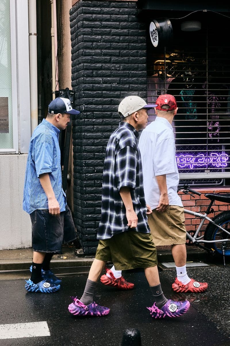 BAPE e Crocs lançam nova colaboração de tênis e clogs | Hypebae