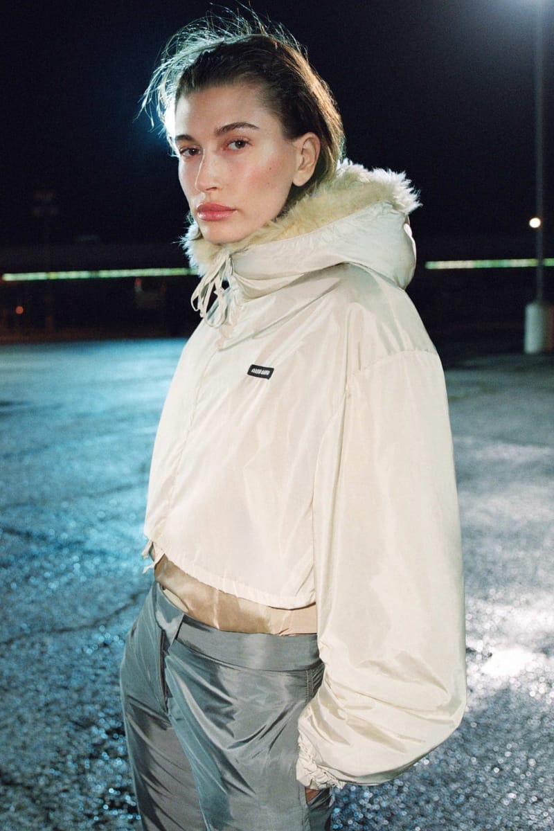 ミュウミュウ2026年秋冬キャンペーンにヘイリー・ビーバーが登場 | Hypebae