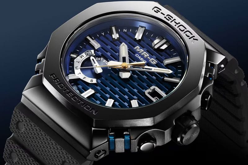 Casio G-SHOCK MRG-B2100R-2A “Ao-Zumi” Mostrador | Hypebeast