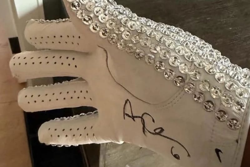 Drake e Nike lançam luva exclusiva “ICEMAN” no NOCTA Manor 2026