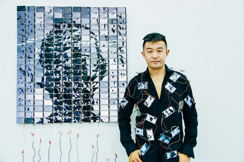 专访「艺术骇客」刘勃麟 - 谈论「隐形」艺术创作与最新个展《光和眼睛的距离》 | Hypebeast