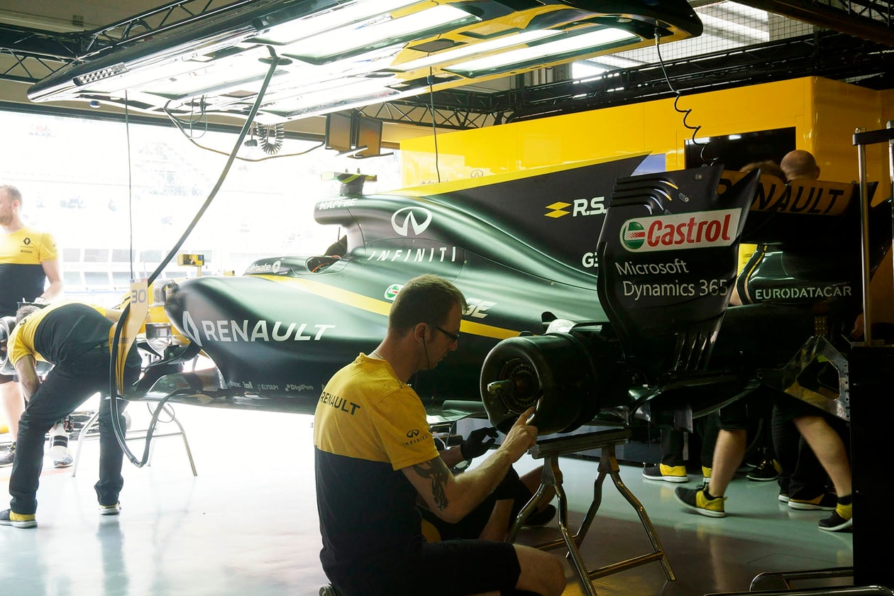跟著 Bell & Ross 走進 Renault Sport F1 的心臟地帶 | Hypebeast