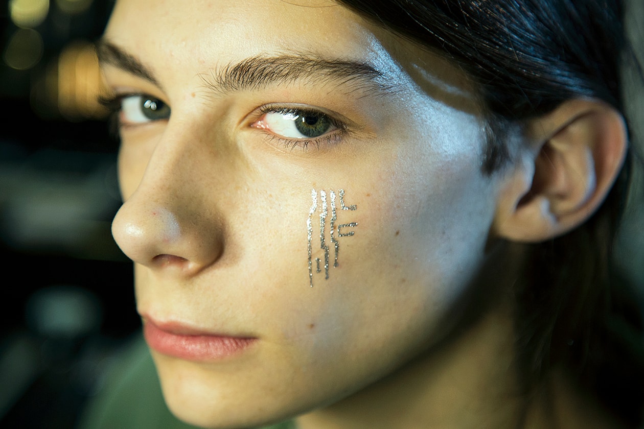 C2H4 å
¨æ° Case#R000ãFM-2030ãç³»åç¼å¸æå®æ´åé¡§ | Hypebeast