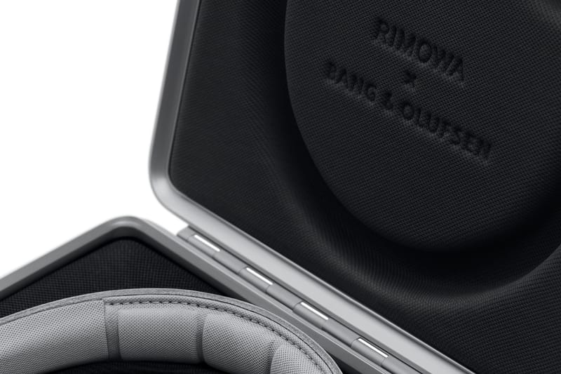 RIMOWA x Bang & Olufsen 全新联名Beoplay H9i 无线蓝牙耳机登场 