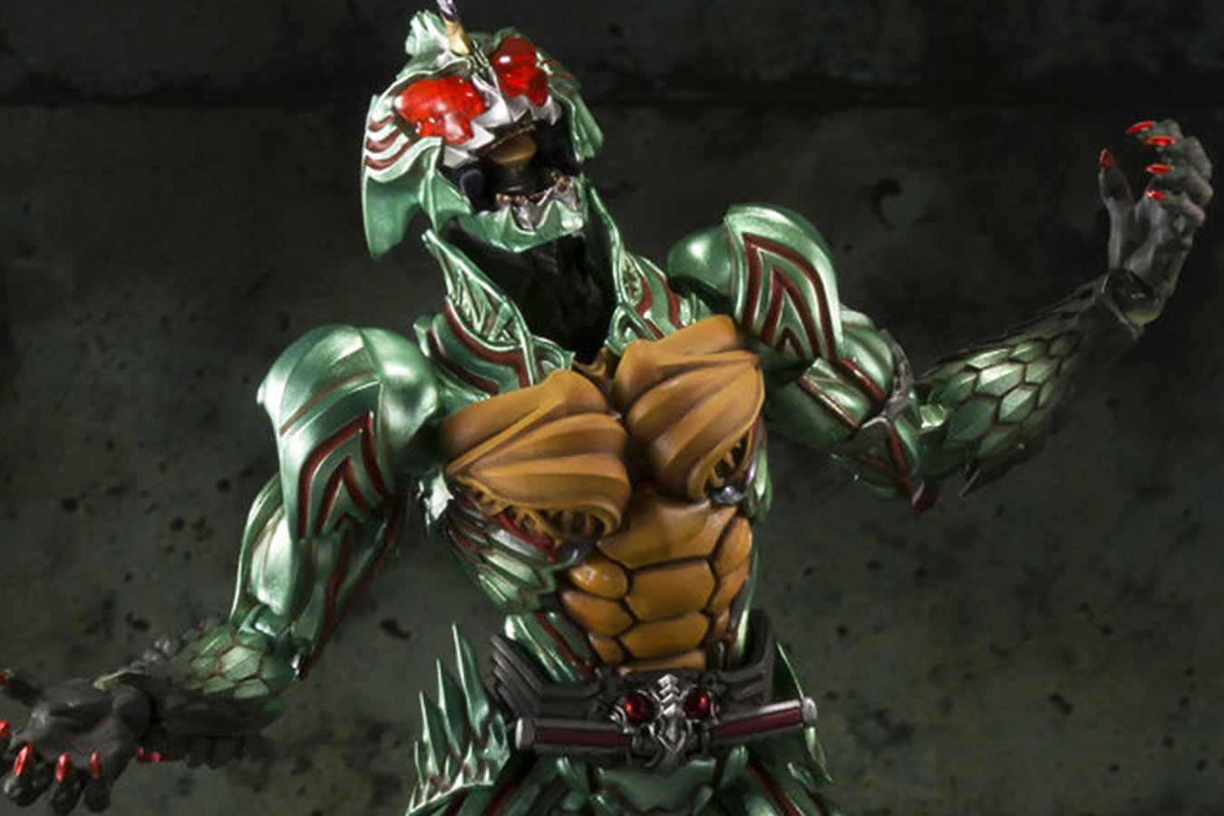 《牙狼garo 》,《假面骑士 black rx》导演)的电影《未来忍者》的