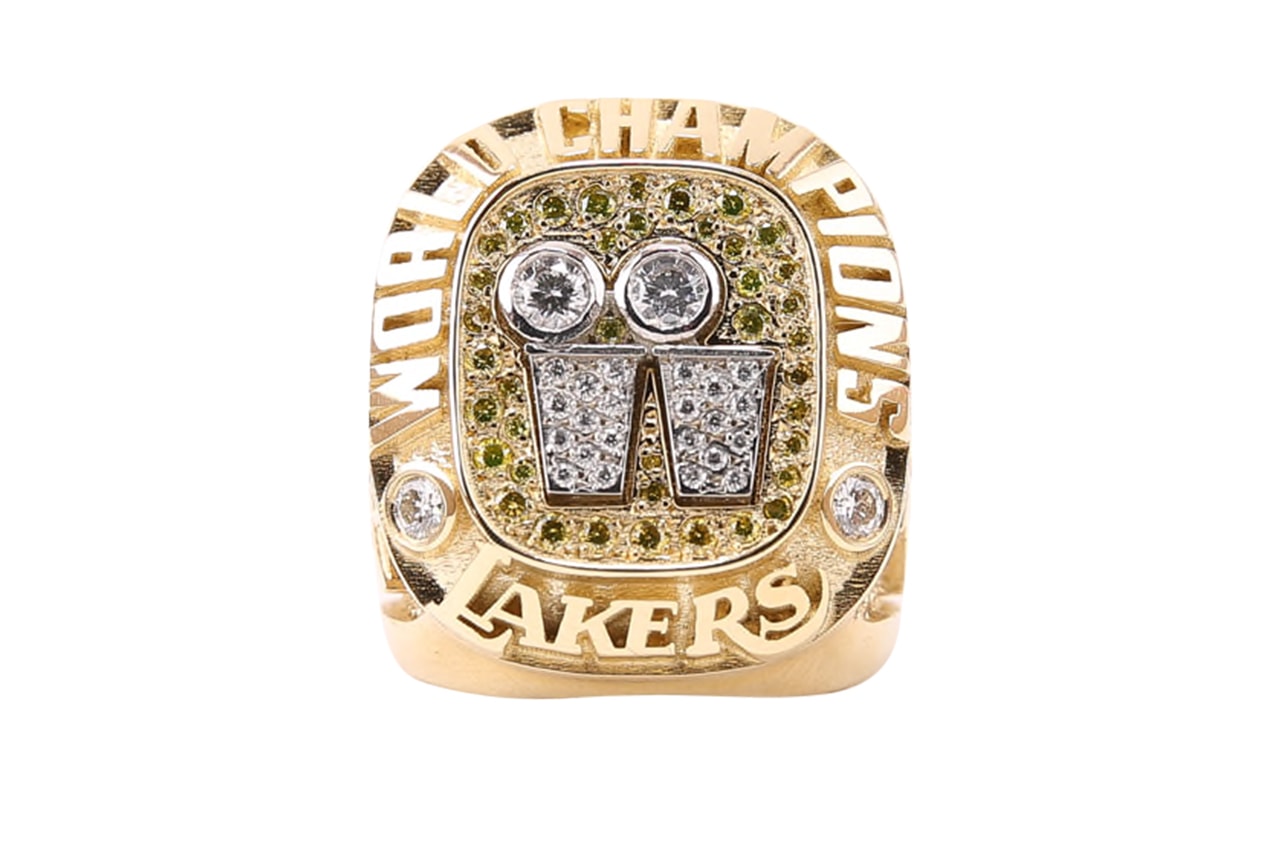 借kobebryant总冠军戒指将被拍卖之机回顾其5枚总冠军戒指的故事