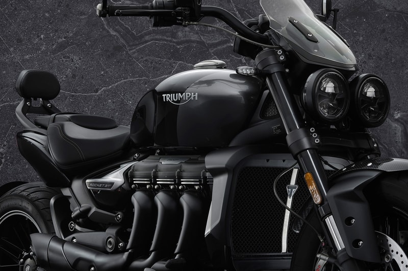 Triumph 正式发表全新 Rocket 3 R、Rocket 3 GT 别注黑魂车型 | Hypebeast