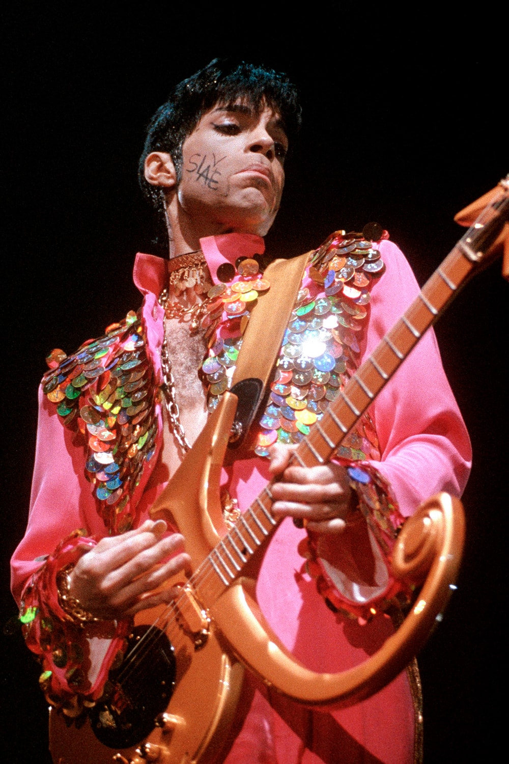 穿越王子prince的迷幻紫雨回溯脏标背后的斗争coverart