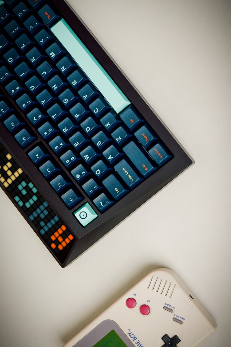 Angry Miao 推出全新 CYBERBOARD R3 键盘系列 | Hypebeast