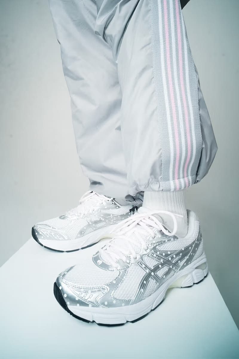 PaperGirl Paris x BEAMS x ASICS GT-2160 三方联名鞋款登场| Hypebeast