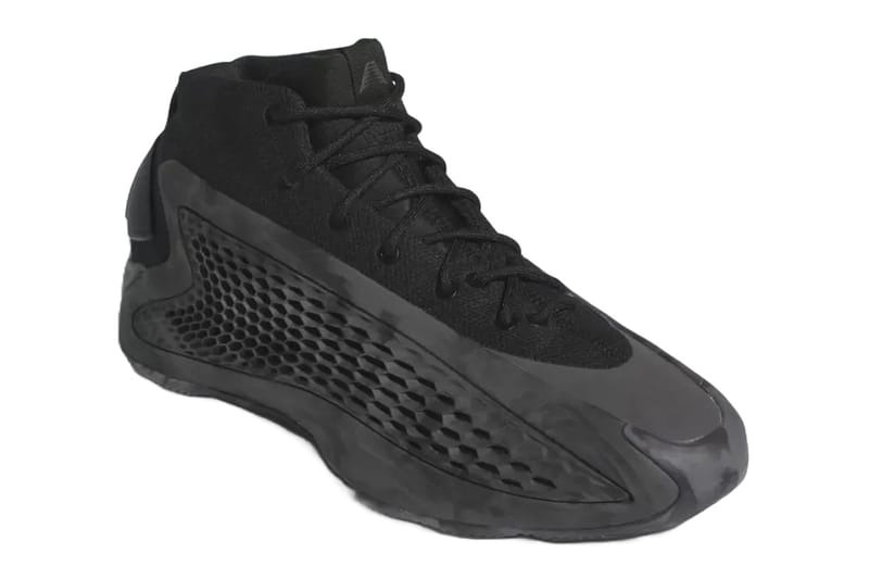 先近赏Anthony Edwards 签名球鞋adidas AE1 全新配色「MX Charcoal