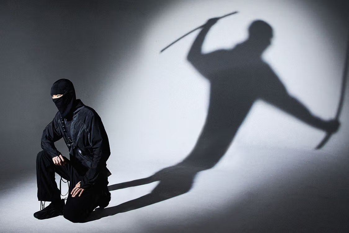 MF DOOM 全新传记《The Chronicles of DOOM: Unraveling Rap’s Masked Iconoclast ...