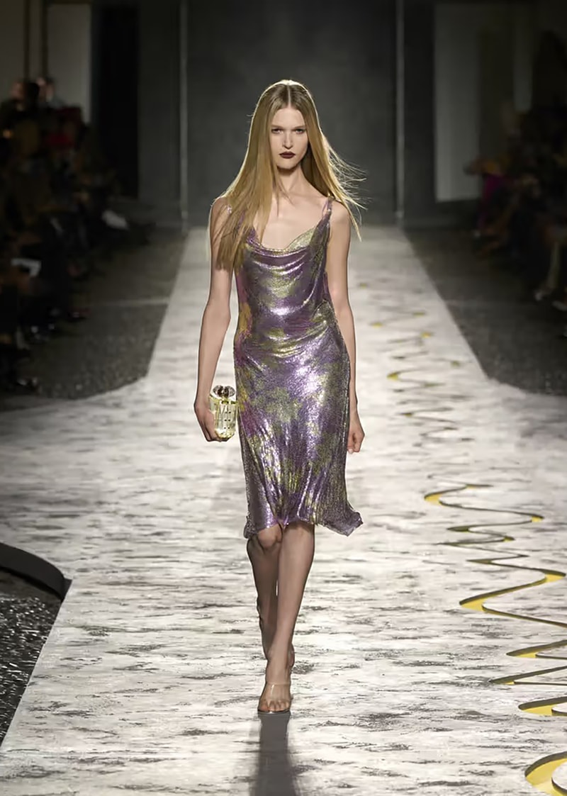 Versace 发布 2025 春夏系列大秀 | Hypebeast