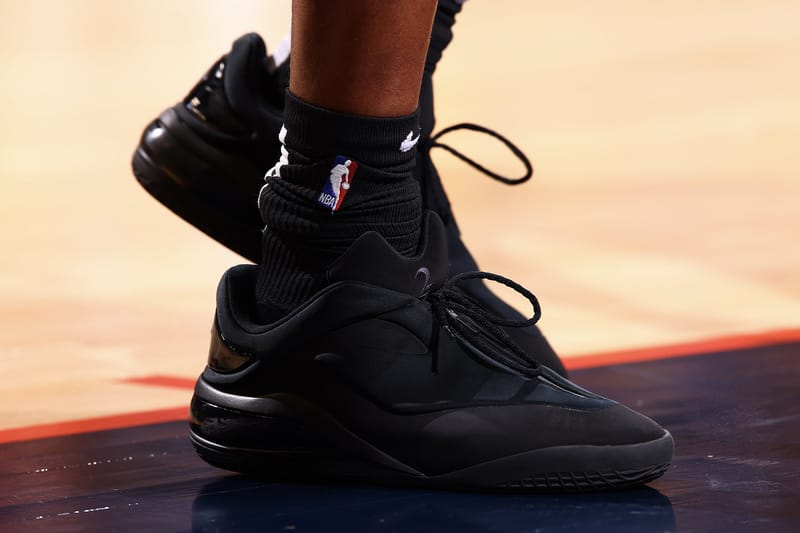 Shai Gilgeous-Alexander 首次亮相Converse SHAI 001「Charm Black